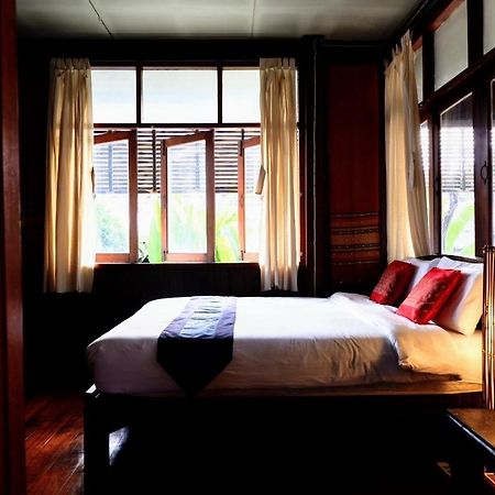 Golden Fort Guesthouse 치앙마이 외부 사진