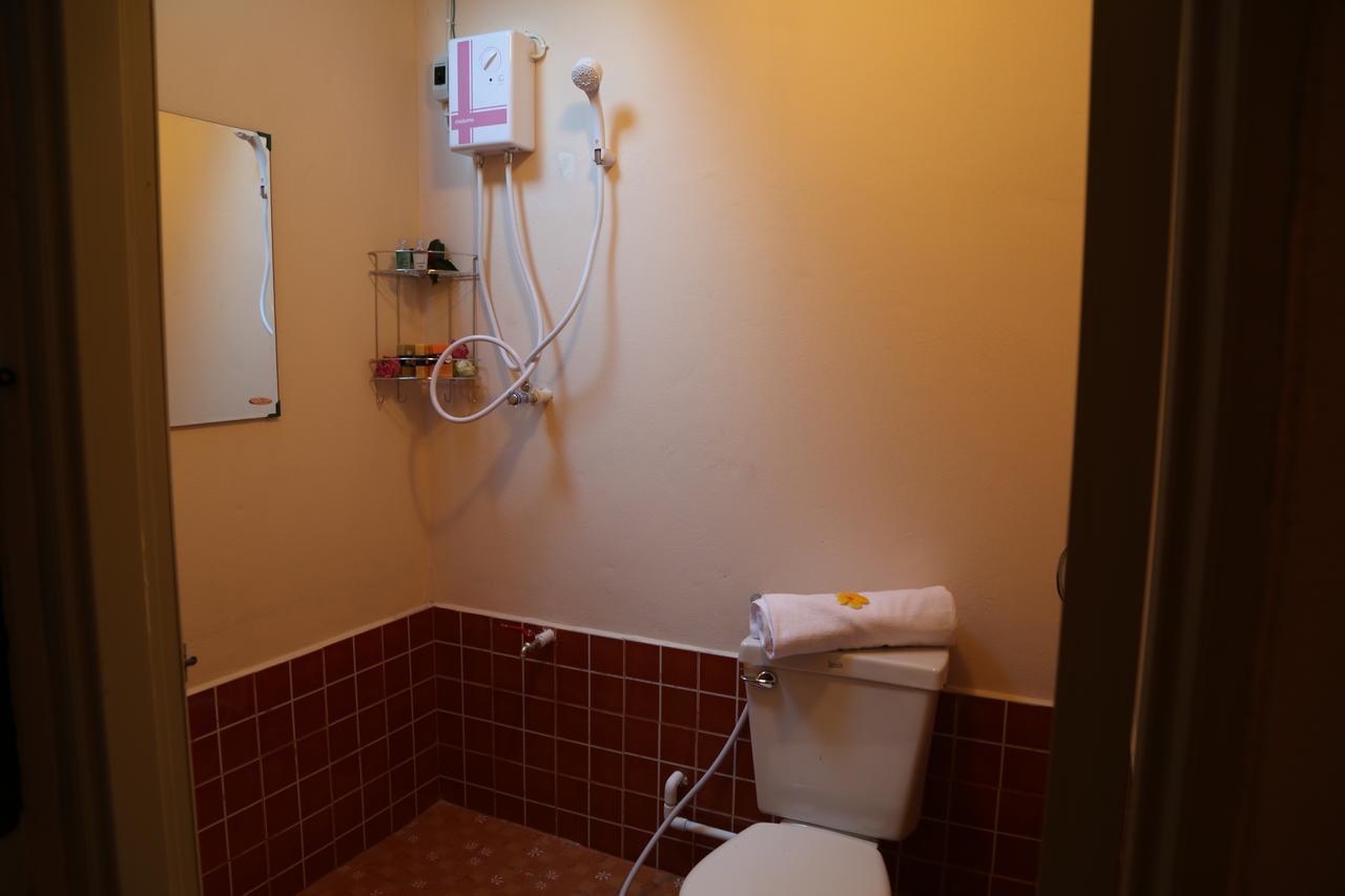 Golden Fort Guesthouse 치앙마이 외부 사진