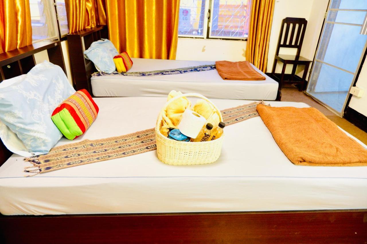 Golden Fort Guesthouse 치앙마이 외부 사진